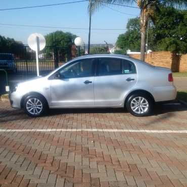 2012 Volkswagen Polo Sedan Auto