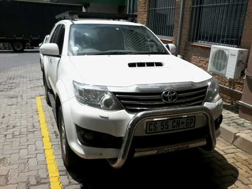 2013 3.0 4x4 Toyota Fortuner - White