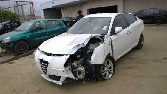 2013 Alfa Romeo Giulietta STIPPING FOR SPARES