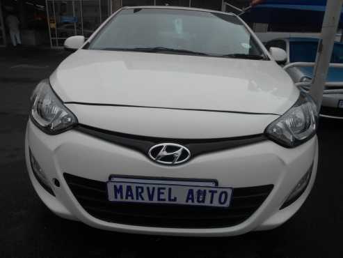 2013 Automatic Hyundai i20 Comfortline 1.4 For R120000