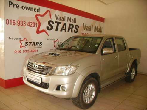 2013 Automatic Toyota Hilux (Facelift II) 3.0 D-4D Raider RB Double Cab with 98000KM