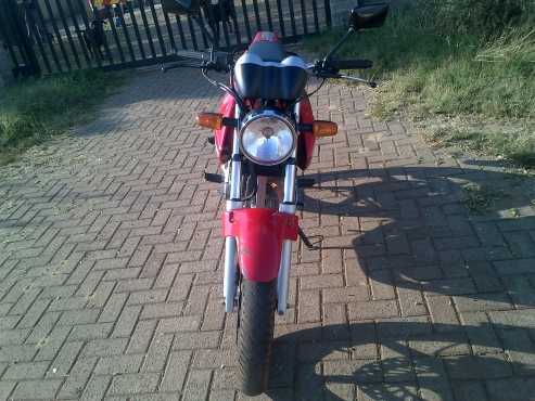 2013 cbx 250cc honda twister R15000