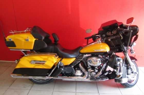 2013 Electra Glide Ultra Limited in Mint Condition