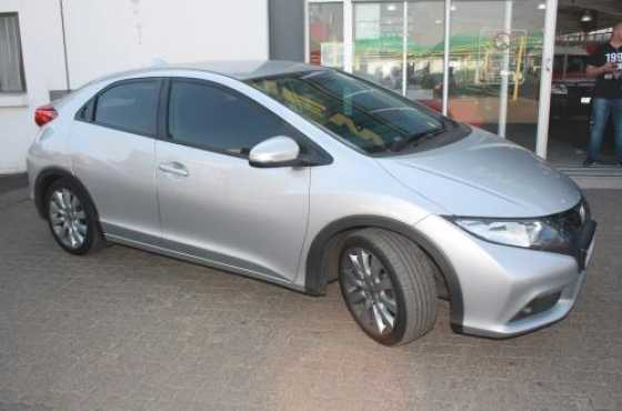 2013 HONDA CIVIC 1.8 EXECUTIVE 5DR (REF 10999)