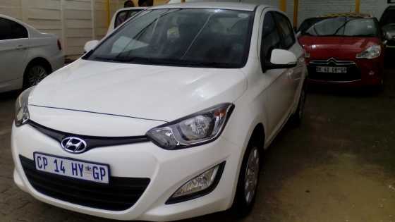 2013 hyundai i20 1.4 white