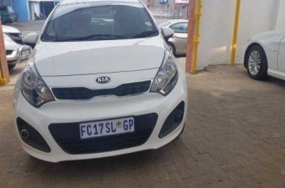 2013 kia rio 1.4 5drs white