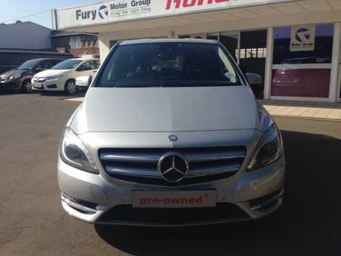 2013 Mercedes Benz B180 AT