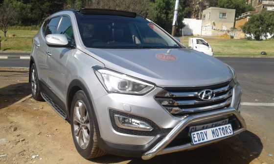 2013 model Hyundai Santafe 4X4 CRDi AUTOMATIC For Sale