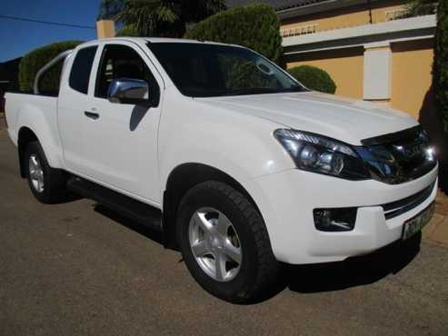 2013 model Isuzu KB 300D-Teq Extended cab LX which has done 113000km