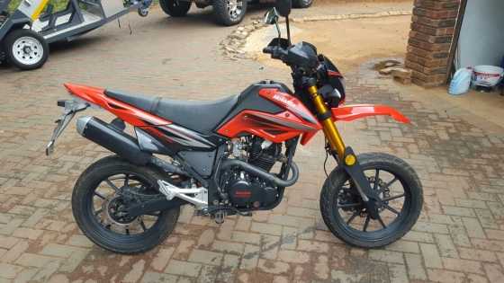 2013 Motor Mia Motard 250cc like new