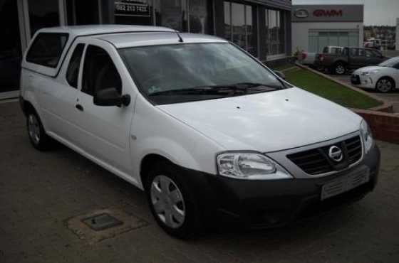 2013 NISSAN NP200 1.6 AC CANOPY