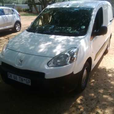 2013 peugeot panel van