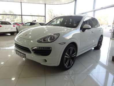 2013 PORSCHE CAYENNE DIESEL