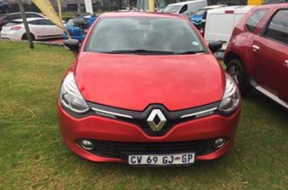 2013 RENAULT CLIO