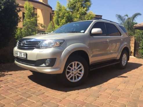 2013 Toyota Fortuner 3.0D-4D 4X4 only done 39000km still retails for R36680