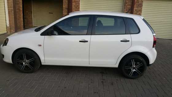 2013 Volkswagen Polo Vivo Hatch R 83 000.00 Neg