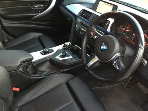 2014  BMW 320i sports pack