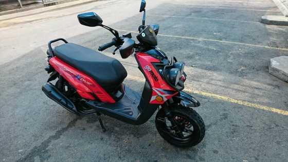 2014 Gomoto Crossover 170 scooter