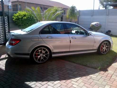 2014 Mercedes C63 507 Special Edition - 5800 km - 4 door