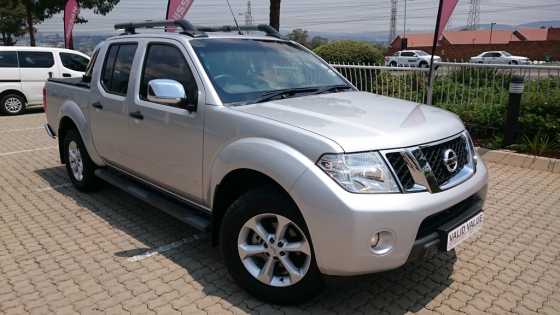 2014 Nissan Navara 2.5DCi Double Cab LE Auto - ONLY 15,000km