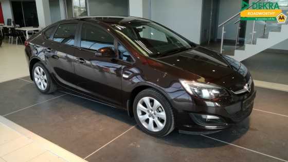 2014 Opel Astra 1.6 Essentia 5Dr 42000km