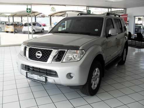 2014 PATHFINDER 3.0 dCi V6 LE AT  (V9X)