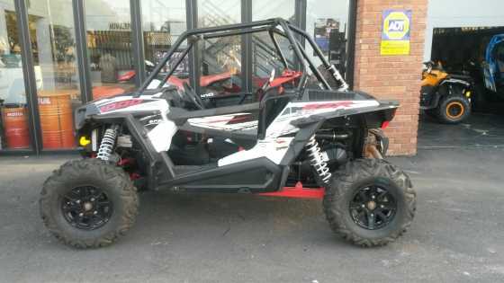 2014 Polaris RZR 1000.Immaculate