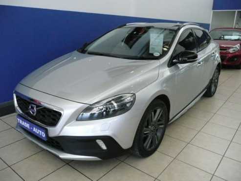 2014 Volvo V40 D4 Cross Country