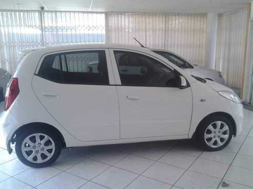 2015 Hyundai i10 1.1 GLS 7000km  R95,000