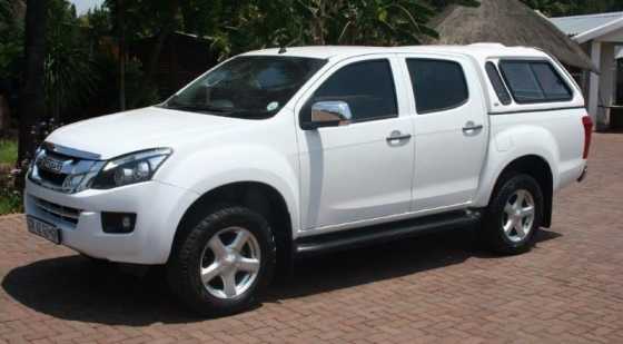 2015 Isuzu KB Series 300 D-TEQ LX Double cab Bakkie Auto