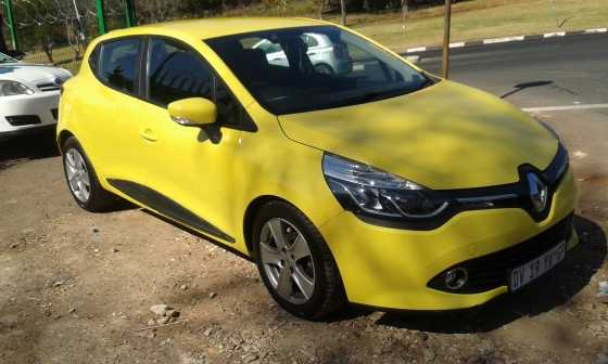 2015 model  renault clio 4 turbo WhatsApp 0638122931.