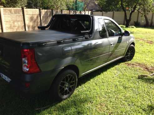 2015 Nissan np200 stealth