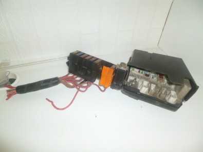 2015 Renault Megane II 1.6 FUSE BOX FOR SALE R120