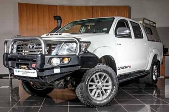 2015 TOYOTA HILUX 3.0 D-4D LEGEND 45 4X4 AT DC