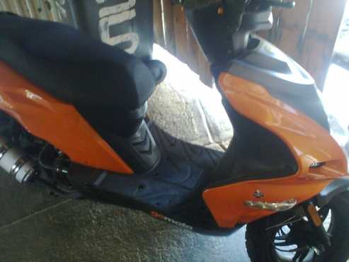 2016 Scooter for sale. Gomoto Nippi i,125cc, in perfect condition