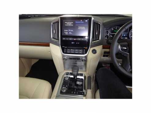 2016 Toyota Land Cruiser 200 4.5D-4D V8