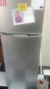 220l Defy double door fridgefreezer