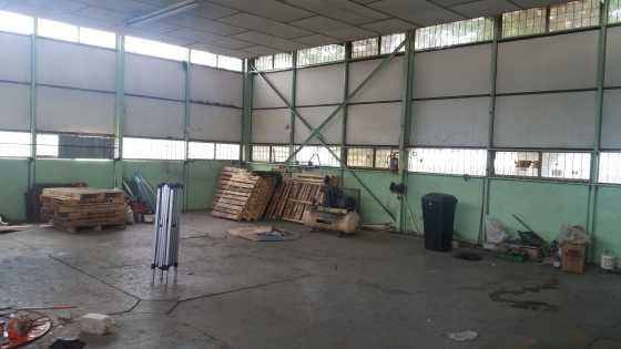 220m, WAREHOUSE TO LET, ROSSLYN