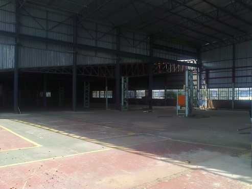 24 000m2 factory complex for sale in Alrode