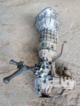 2.5 Ford Ranger gearbox 4 x 4