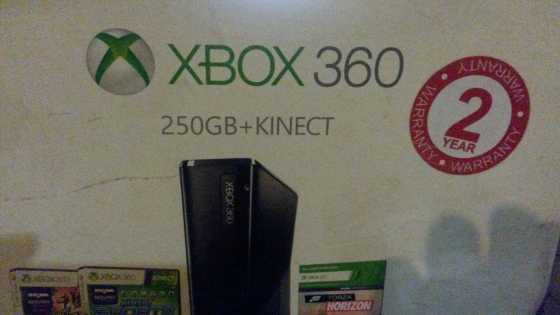 250 GB Xbox 360 Console amp Kinect with 2 remotes and games