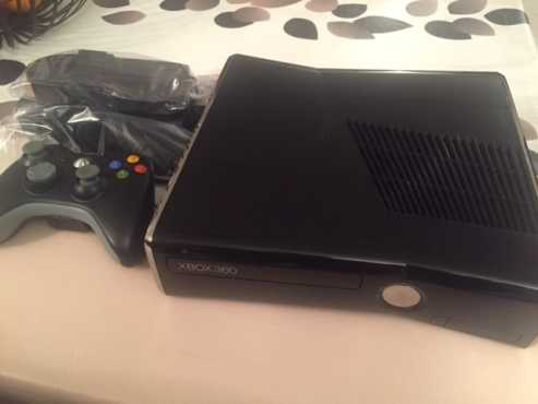 250GB Xbox 360 Slim  35 latest games