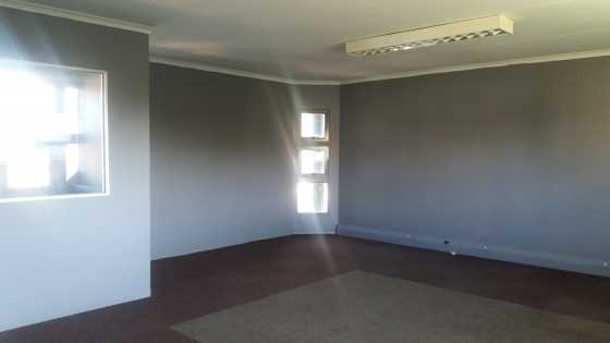 250m, WAREHOUSE TO LET, HIGHVELD