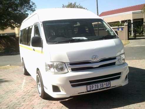 2.7 ses039fikile for sale toyota quantum 16 seater.