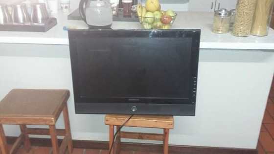 28quot telefunken flat screen