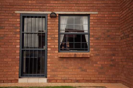 2Bedroom flat a 3rd floor unit to rent in Pretoria West