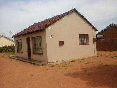 2BEDROOM HOUSE FOR SALE SOSHANGUVE BLOCK HH