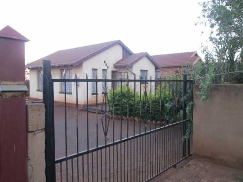 2BEDROOMS AT SOSHANGUVE XX