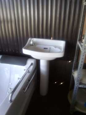 2nd pedestal and basin