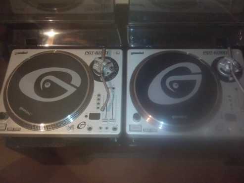 2x Gemini PDT-6000 Digital Turntables